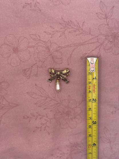 Pearl Bow Brooch