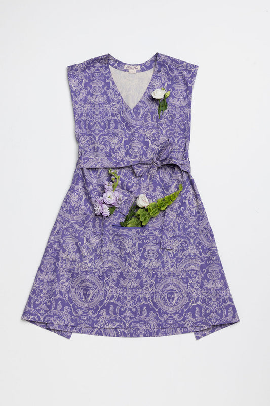 Classic Grace Apron in Aster Purple Medusa Print