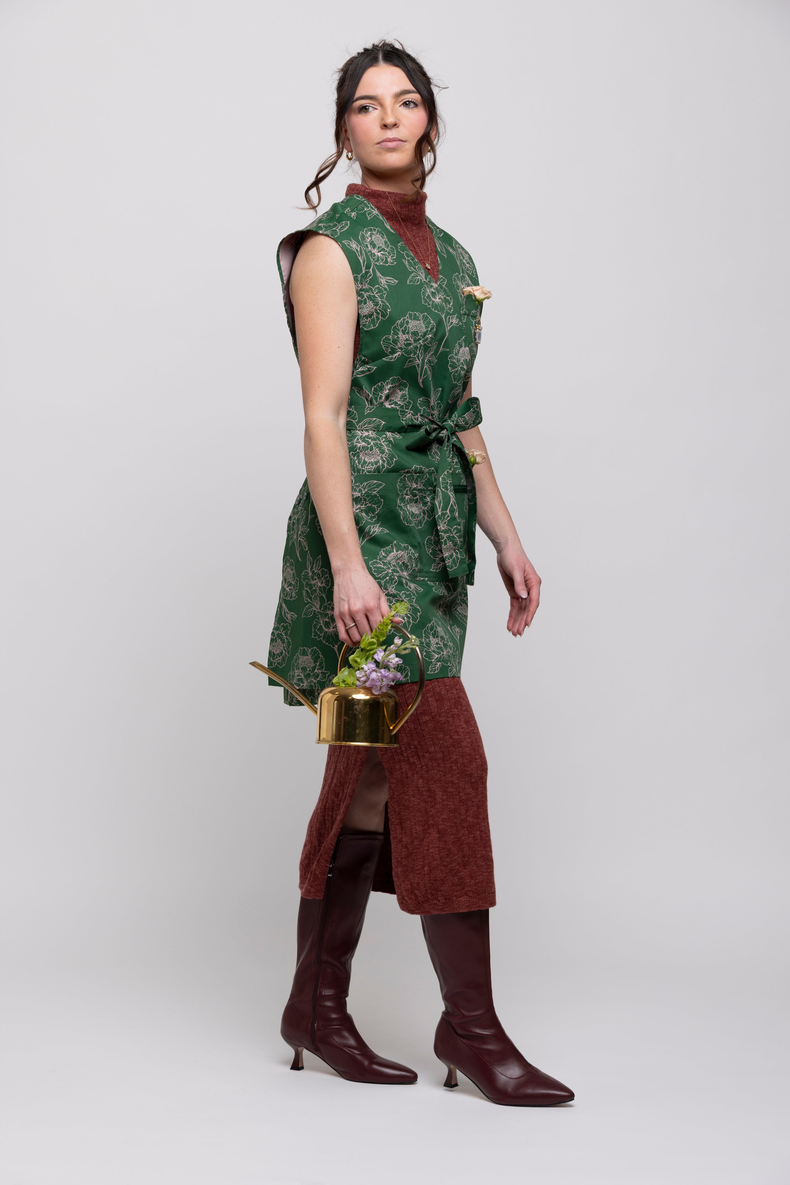 Classic Grace Apron - Designer Full Coverage Apron for Women