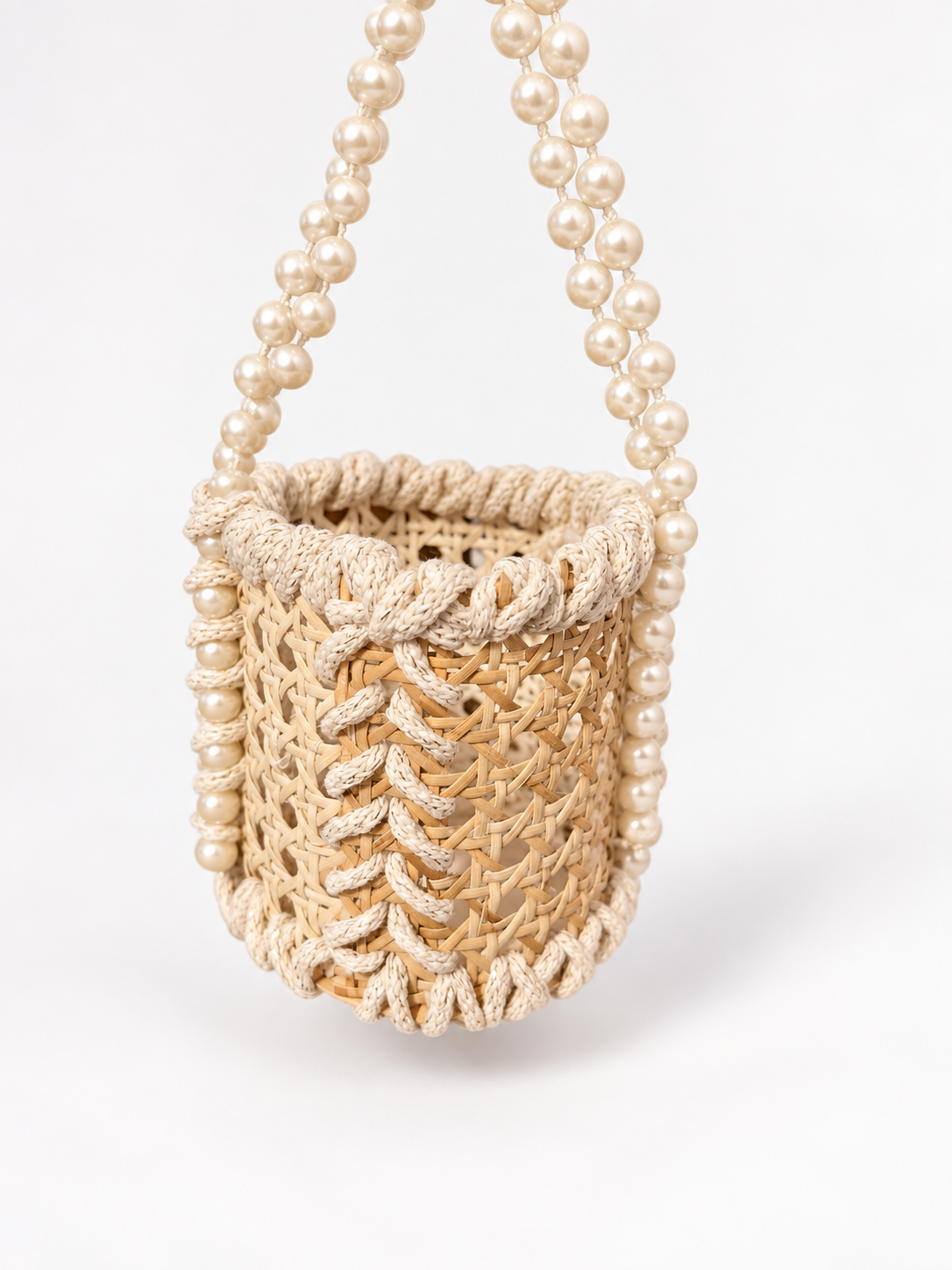 Petite Cami Claudel No. 01 — Pearl